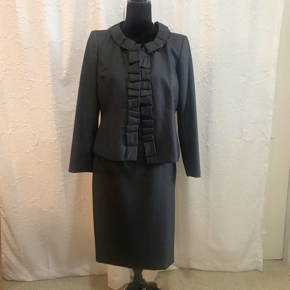 Kasper Petite Charcoal Ladys Business Suit 10P - Picture 3 of 9